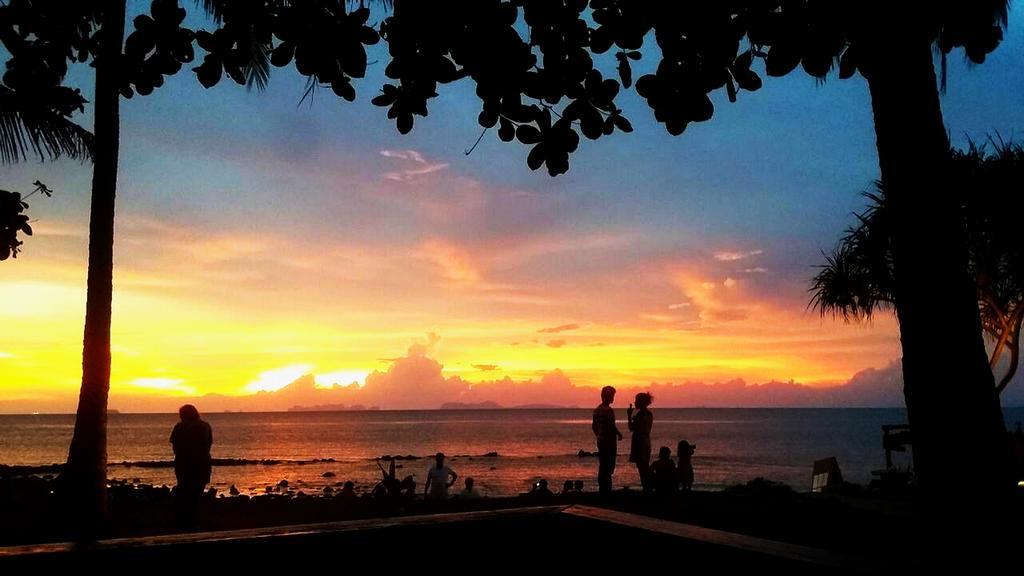 Nautilus Right On The Beach - Adult Only - Sha Extra Plus Ko Lanta Rum bild