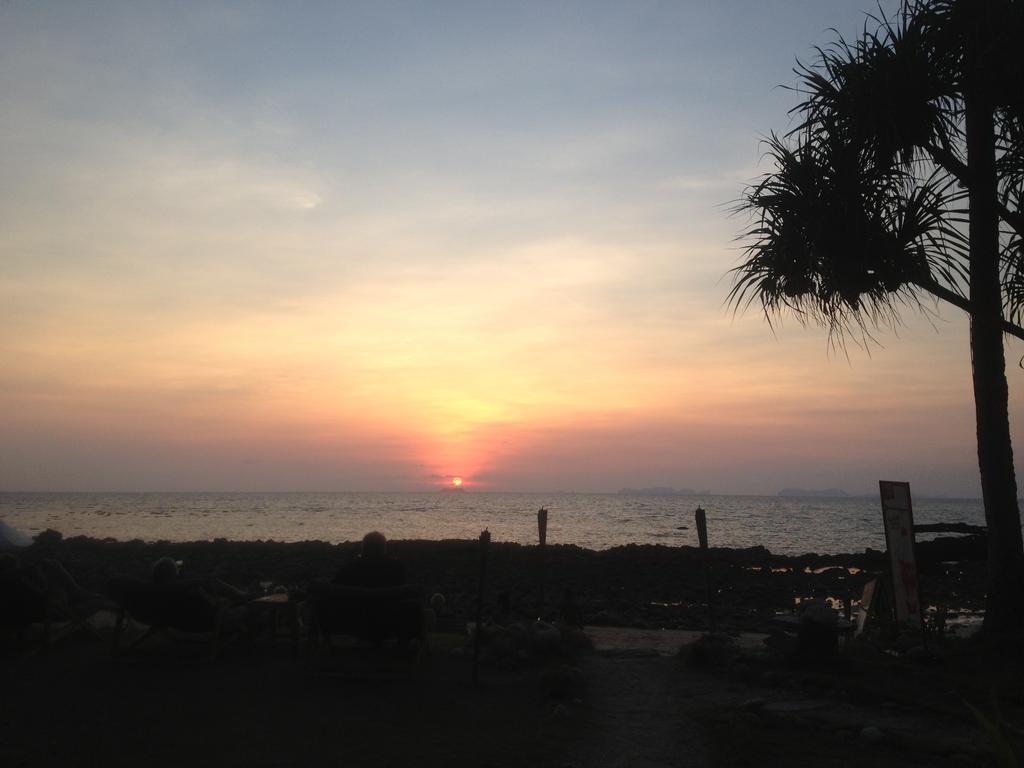 Nautilus Right On The Beach - Adult Only - Sha Extra Plus Ko Lanta Exteriör bild