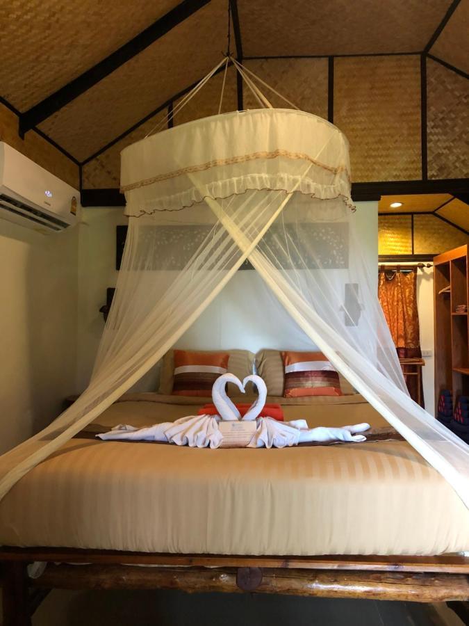 Nautilus Right On The Beach - Adult Only - Sha Extra Plus Ko Lanta Exteriör bild