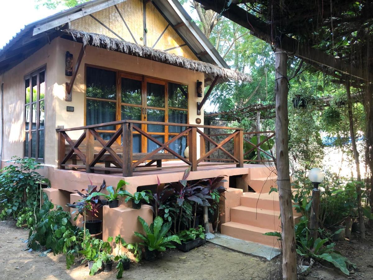 Nautilus Right On The Beach - Adult Only - Sha Extra Plus Ko Lanta Exteriör bild